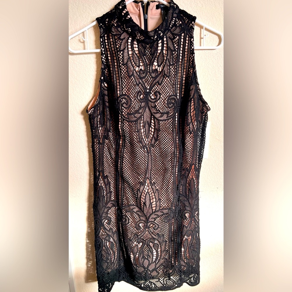Forever 21: Lace mock Black and Nude  dress in size Small.
